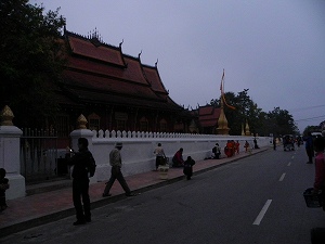 s-20111219 laos (1).jpg